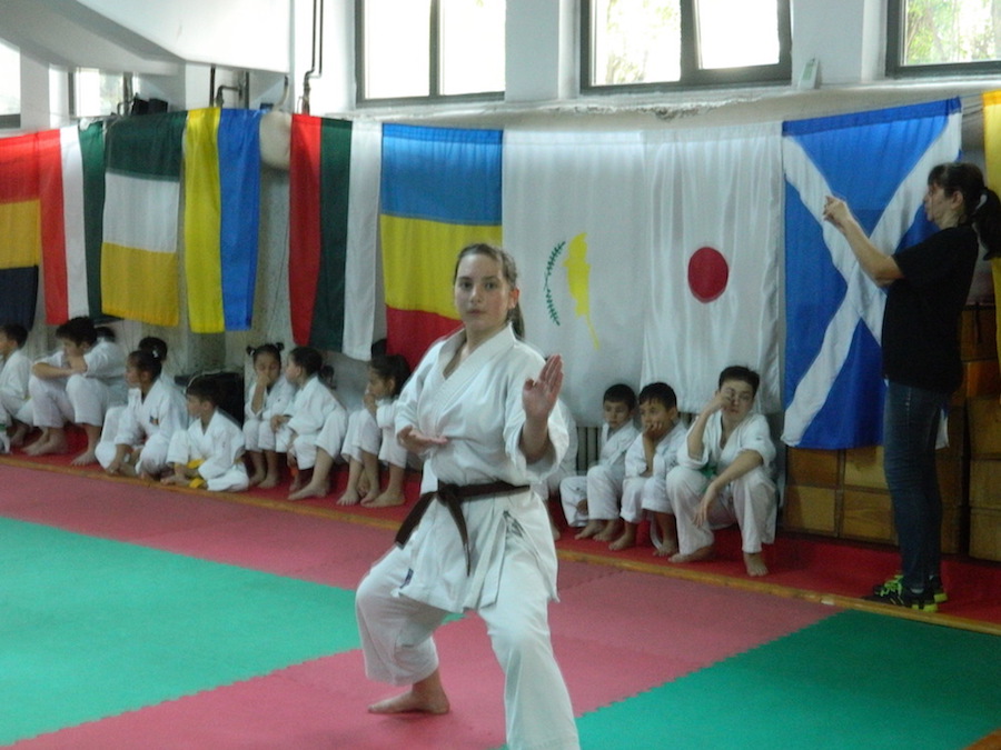 Stagiu de pregatire in Karate, la Campina. Invitat special, SENSEI Tetsuia Fujita (Japonia)