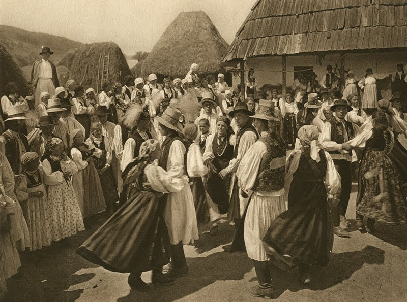 Traditii centenare in comuna Provita de Jos, duminica, la o sezatoare speciala